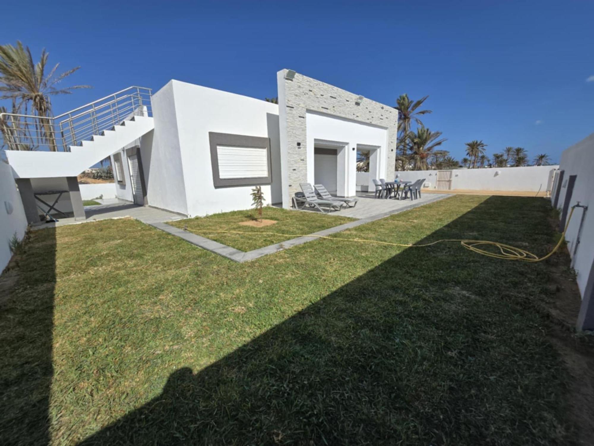 Villa Djerba Bord De Mer Al Haddadah Exterior photo